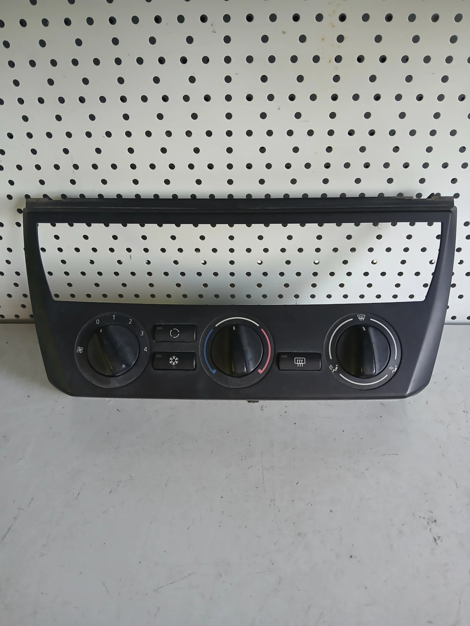 6411 3 420 905 управление Парно BMW Х3 2010г 