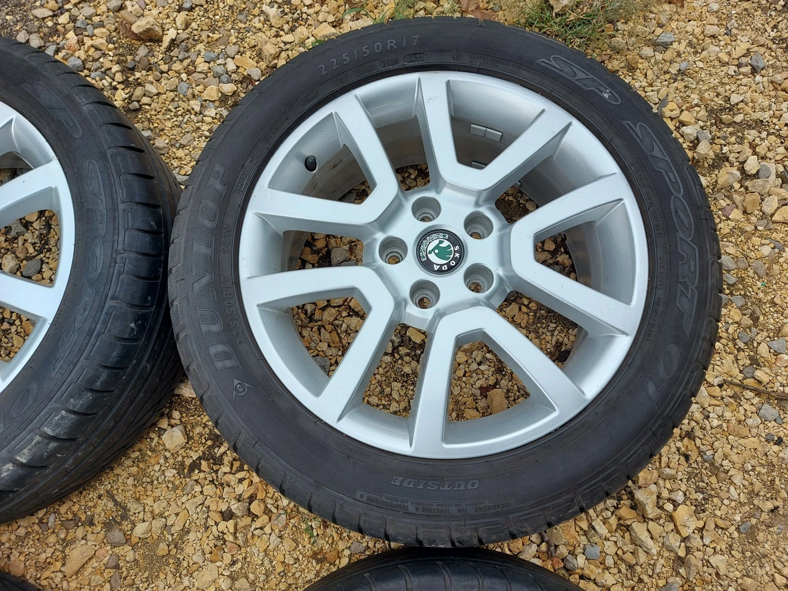    225/50R17  Skoda Yeti | Mobile.bg   5