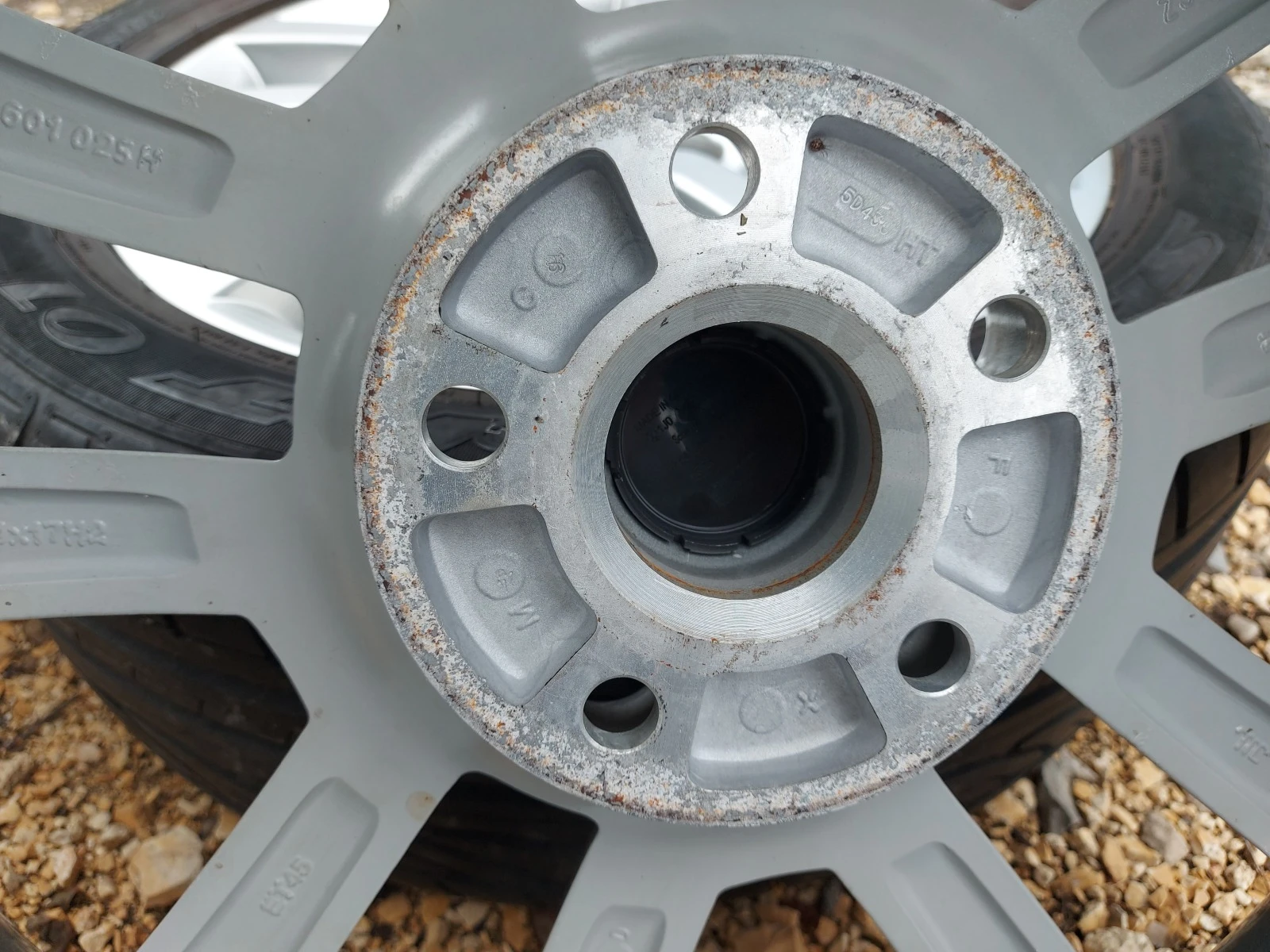    225/50R17  Skoda Yeti | Mobile.bg   7