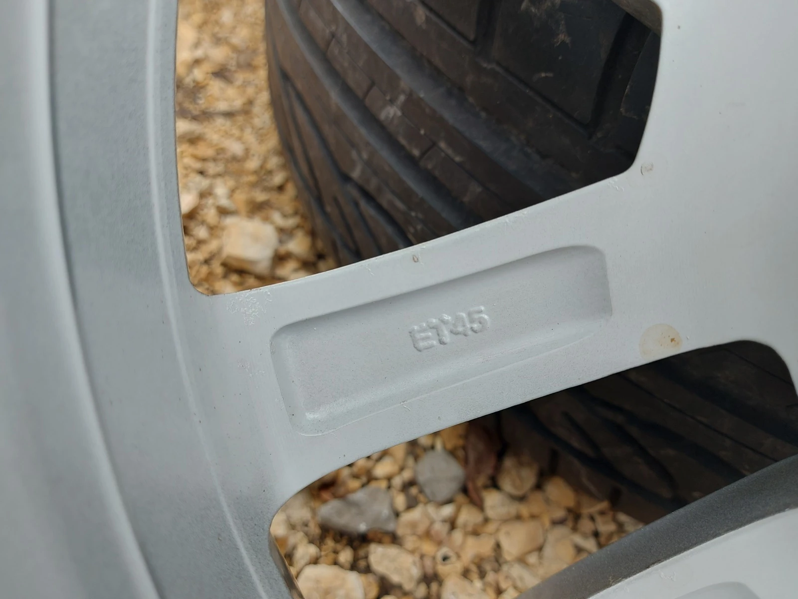    225/50R17  Skoda Yeti | Mobile.bg   9