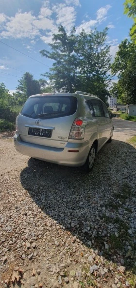 Toyota Corolla verso 2.2 D-4D 136к.с. Facelift , снимка 7