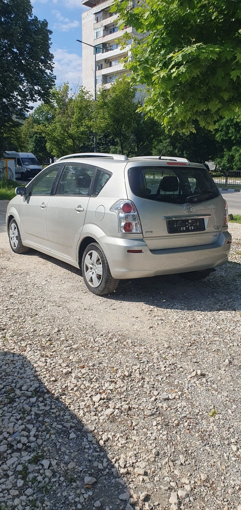 Toyota Corolla verso 2.2 D-4D 136к.с. Facelift , снимка 8 - Автомобили и джипове - 46656649