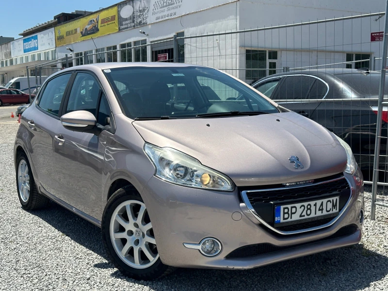 Peugeot 208 1.4 , снимка 5 - Автомобили и джипове - 47291257