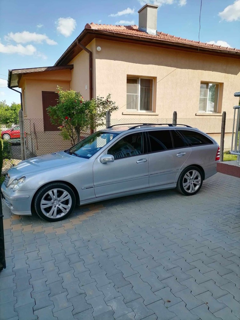 Mercedes-Benz C 200 2006г., снимка 9 - Автомобили и джипове - 46365227