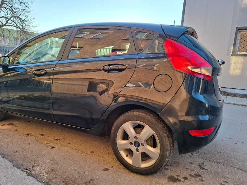 Ford Fiesta, снимка 4 - Автомобили и джипове - 49052993