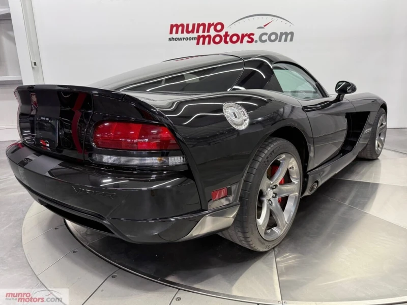 Dodge Viper SRT10 * * CARFAX * * АВТО КРЕДИТ * * , снимка 4 - Автомобили и джипове - 52657763