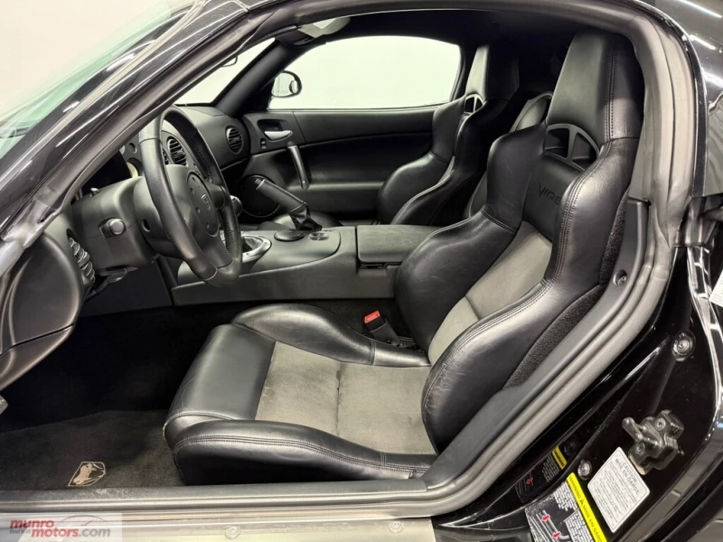 Dodge Viper SRT10 * * CARFAX * * АВТО КРЕДИТ * * , снимка 10 - Автомобили и джипове - 52657763