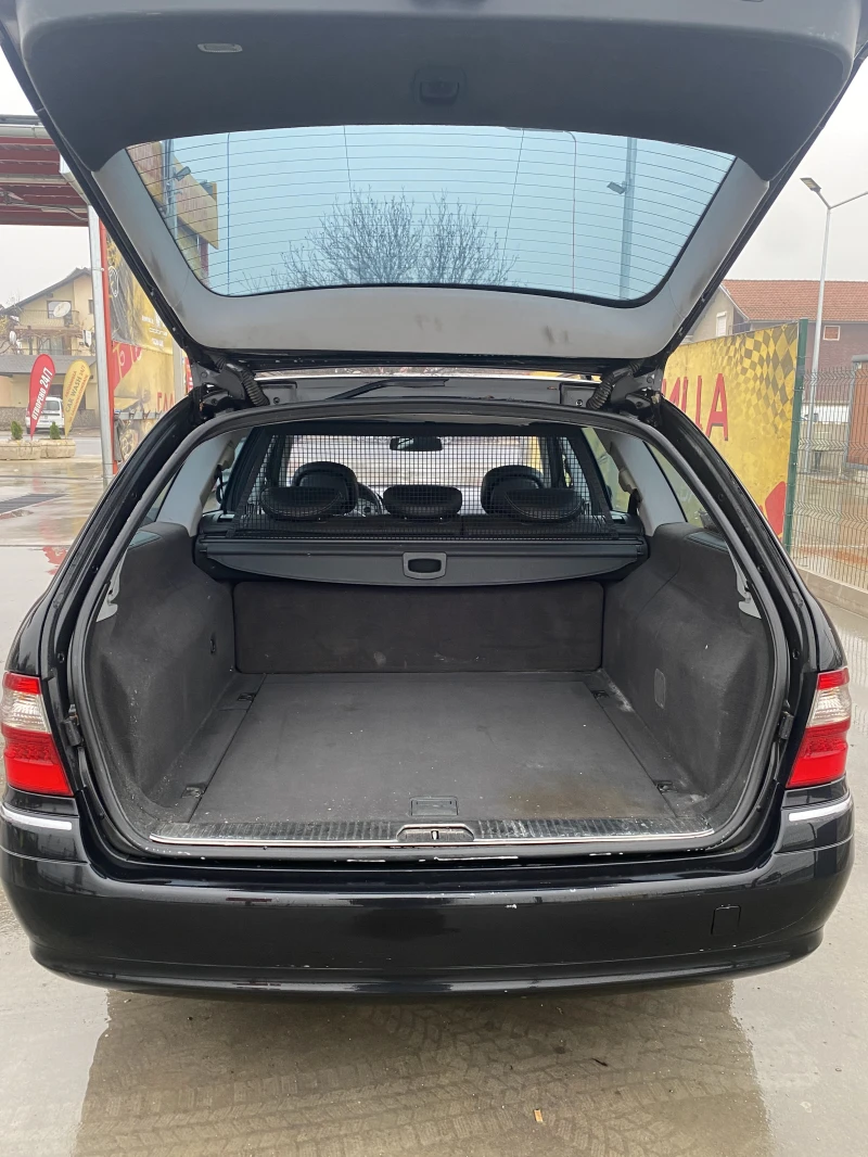 Mercedes-Benz E 320, снимка 4 - Автомобили и джипове - 52671663