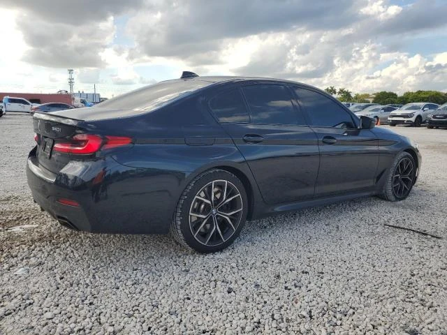 BMW 540 XI M SPORT* HEAD UP* HARMAN/KARDON*  , снимка 3 - Автомобили и джипове - 48738013