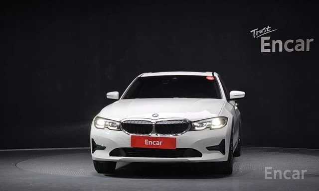 BMW 330 e M Sport | ЗАДНА КАМЕРА | ШИБЕДАХ | HEAD-UP, снимка 3 - Автомобили и джипове - 53984732