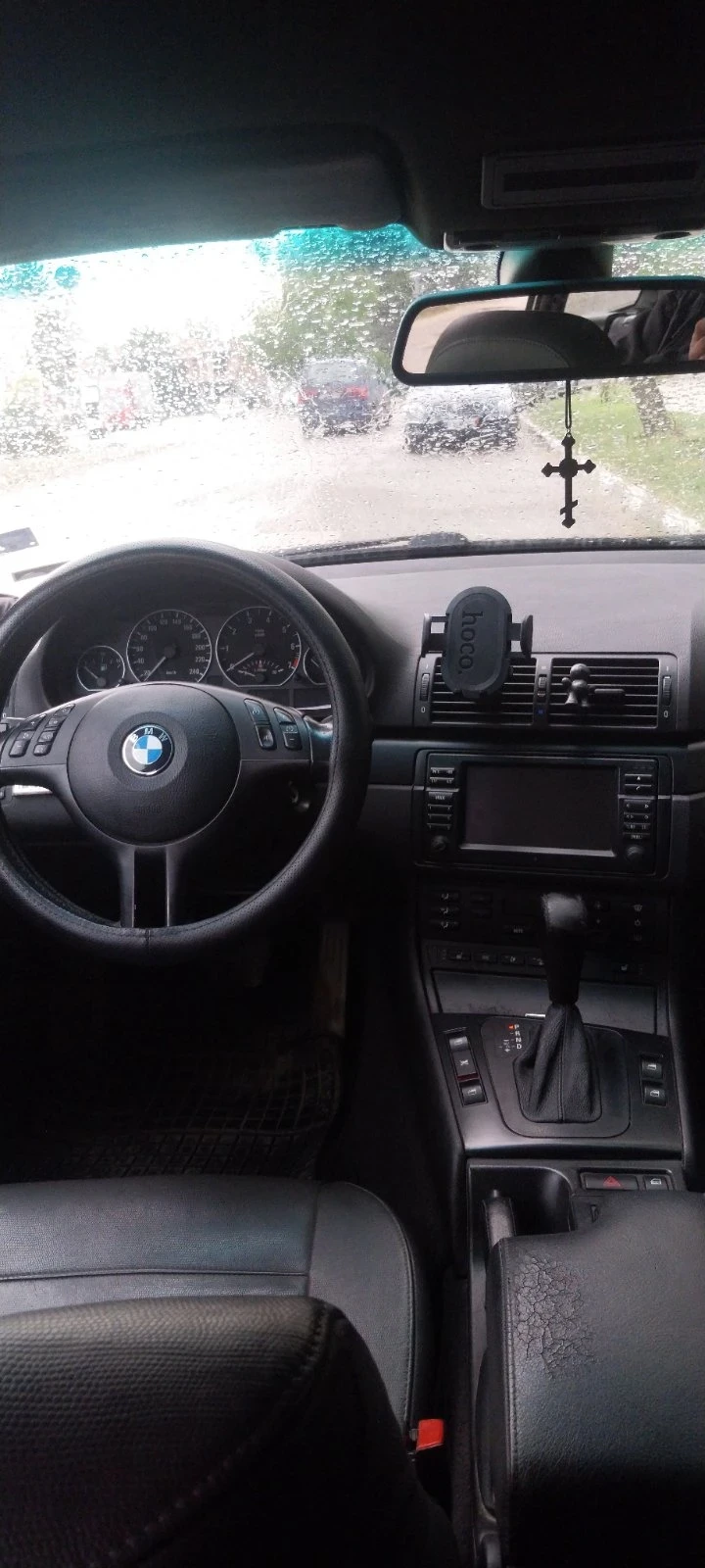 BMW 330, снимка 5 - Автомобили и джипове - 54910117