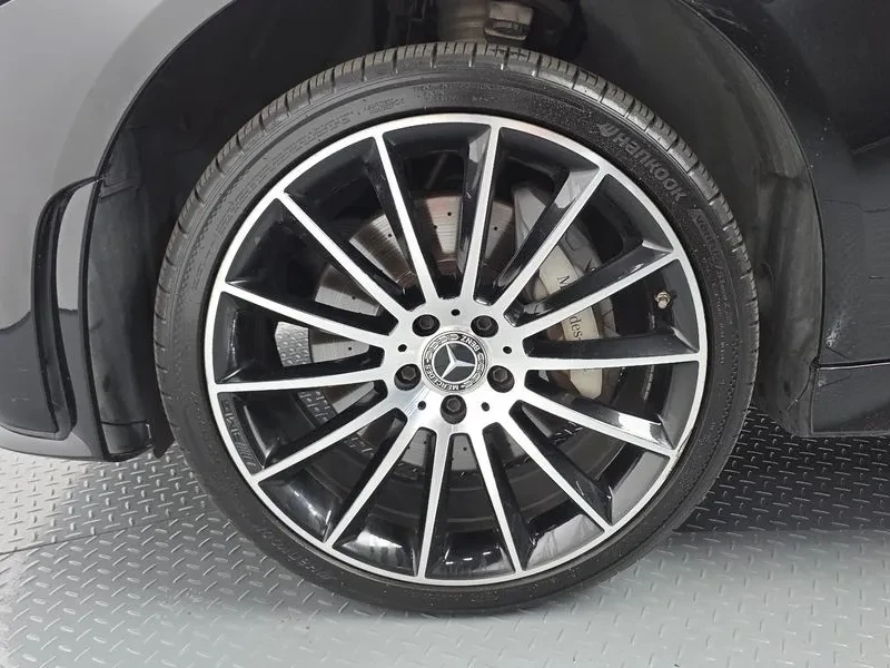 Mercedes-Benz CLS 450 4Matic Amg Line, снимка 5 - Автомобили и джипове - 55705079