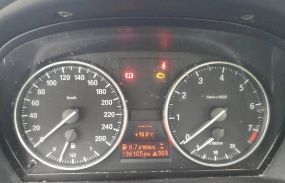 BMW 320 320i lci Бензин  - изображение 7
