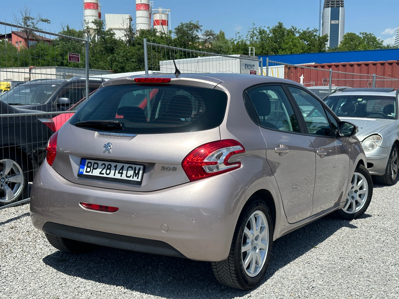 Peugeot 208 1.4  - изображение 4