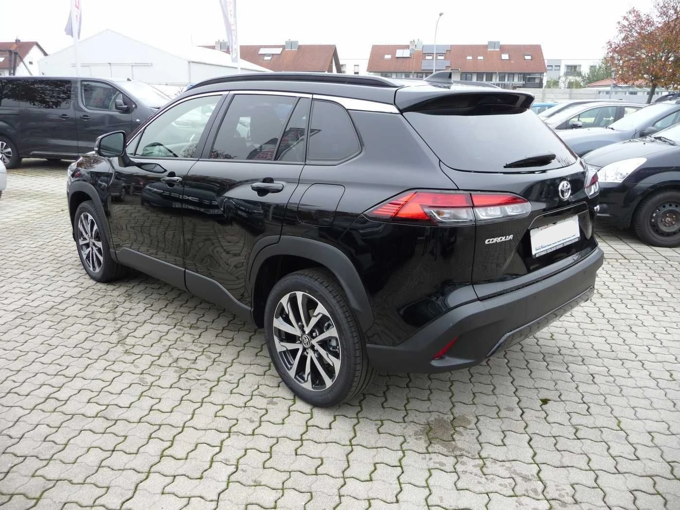 Toyota Corolla Cross 2.0 Hybrid Style - изображение 4