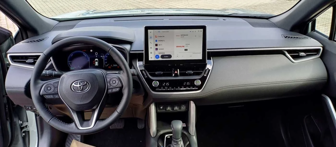 Toyota Corolla Cross 2.0 Hybrid Style - изображение 6