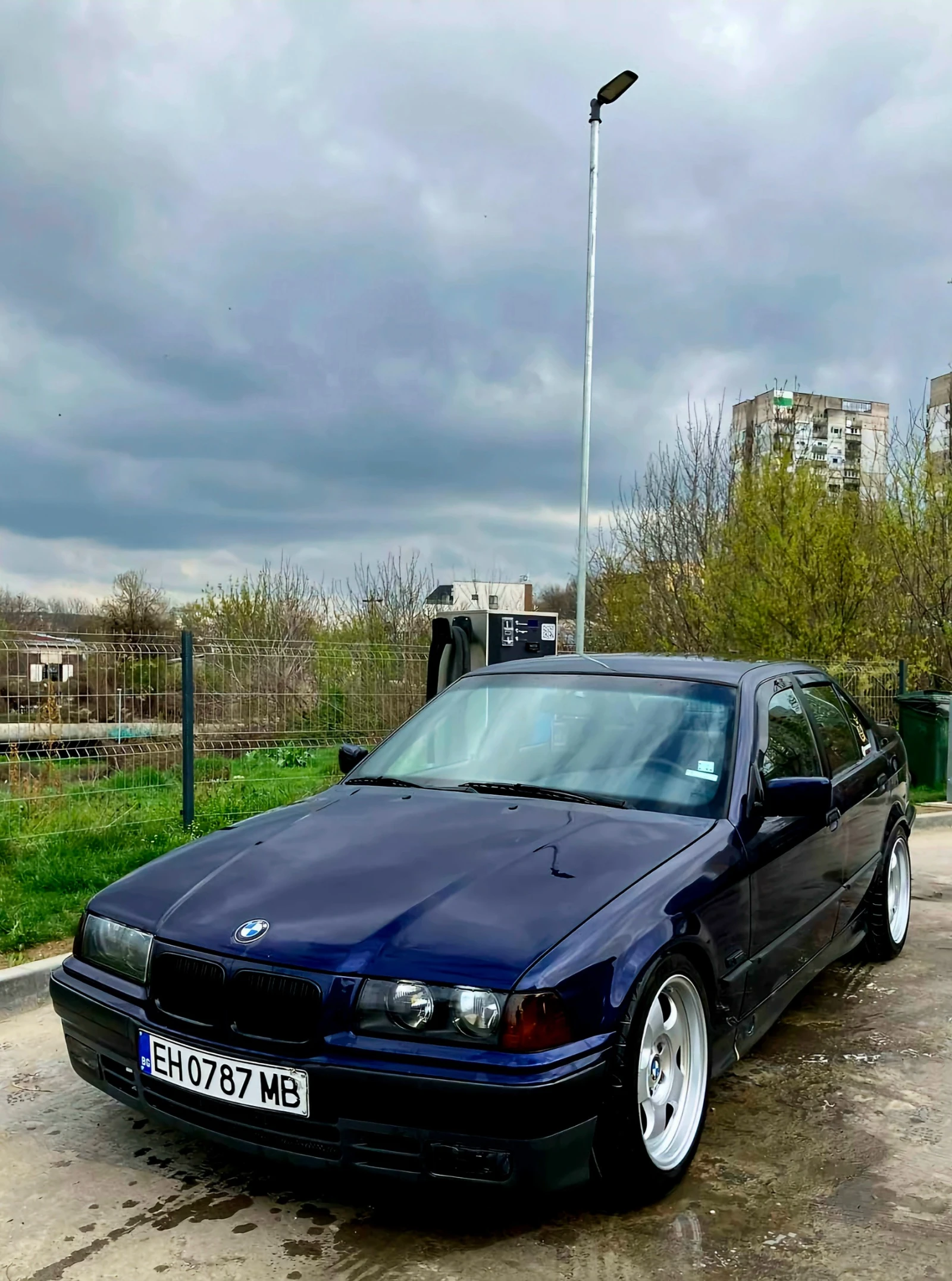 BMW 318 is - изображение 5