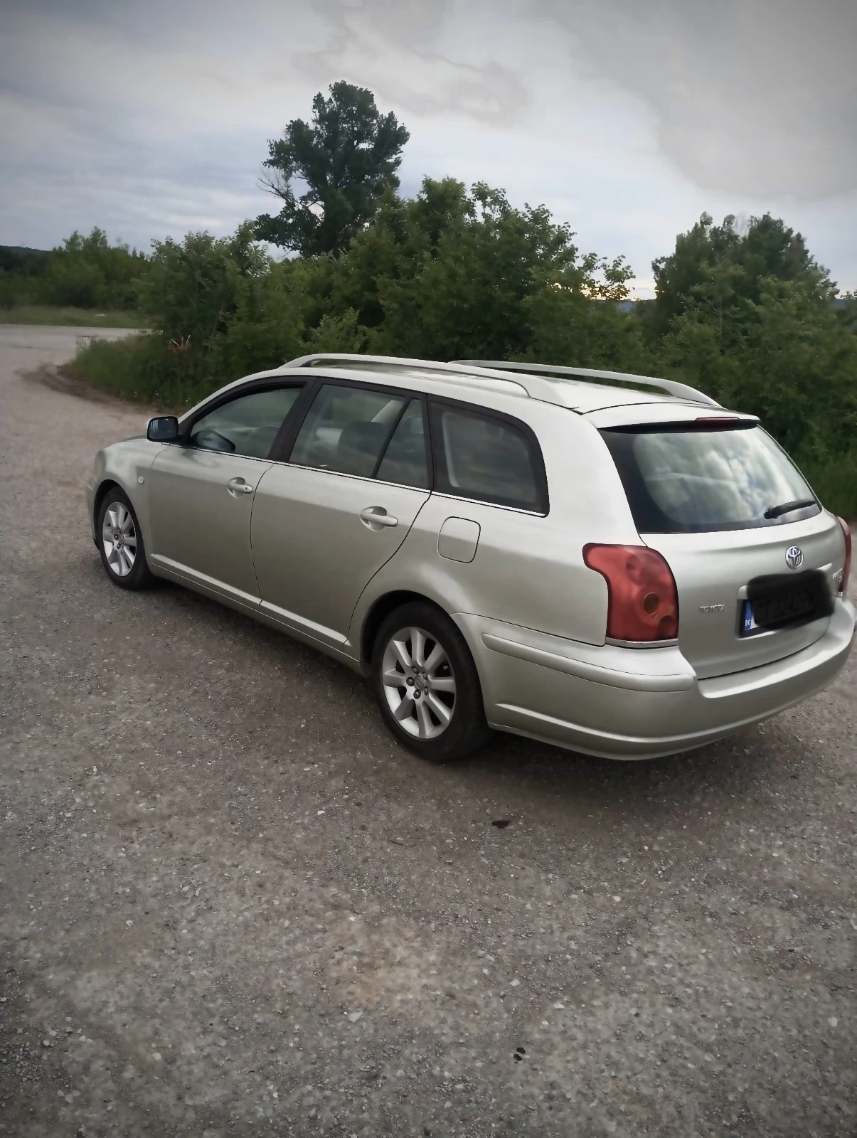 Toyota Avensis D4D - изображение 3
