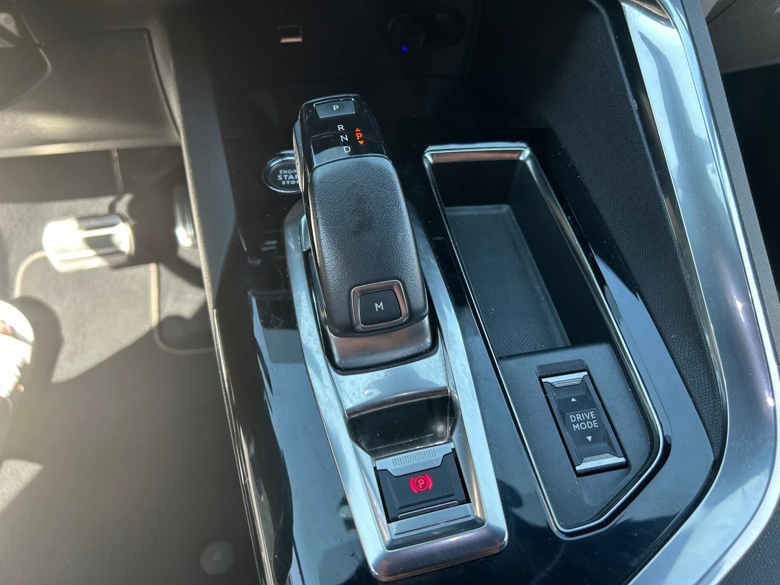 Peugeot 3008 1.2 GT - изображение 7