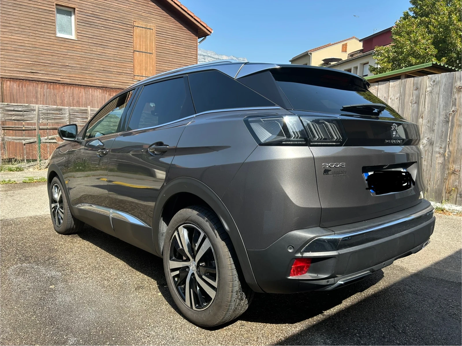 Peugeot 3008 1.2 GT - изображение 4