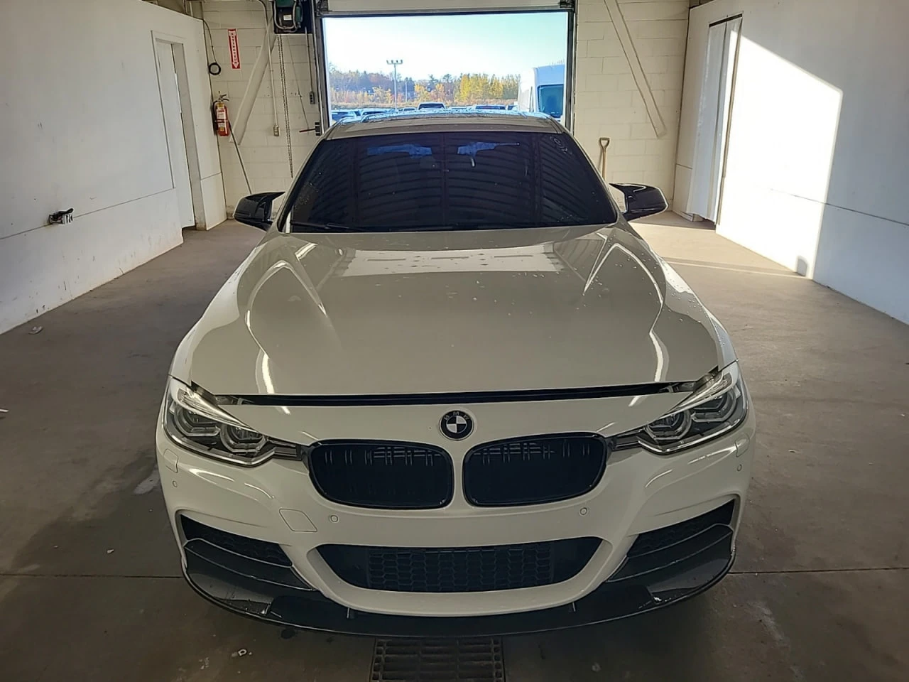 BMW 340 * АВТО КРЕДИТ* ЦЕНА ДО БГ * Сервизна история *  - изображение 3