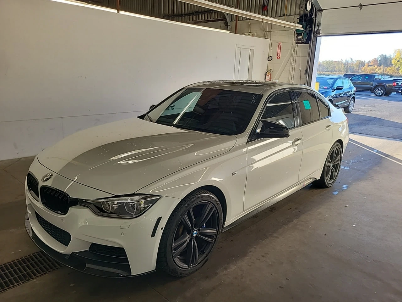 BMW 340 *  *    *   *  | Mobile.bg   1