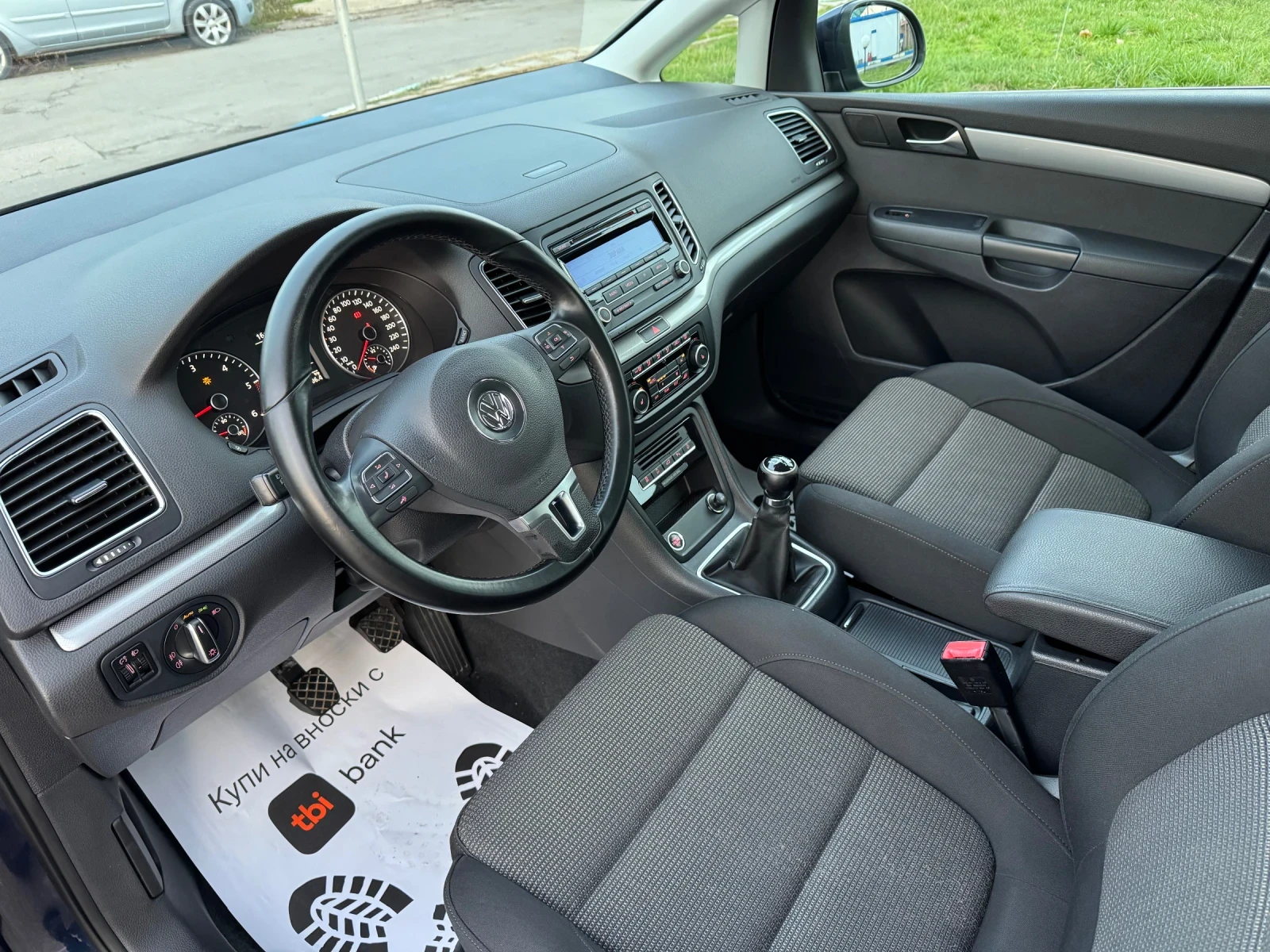 VW Sharan 2.0TDi  - изображение 8