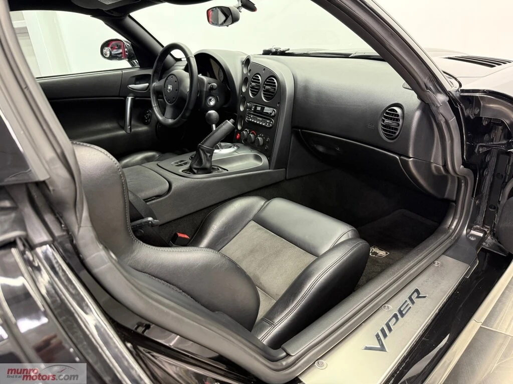 Dodge Viper SRT10 * * CARFAX * *   * *  | Mobile.bg   16
