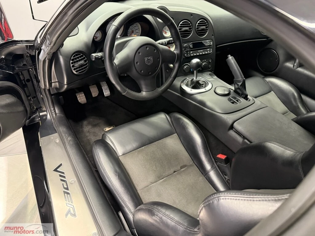 Dodge Viper SRT10 * * CARFAX * *   * *  | Mobile.bg   11