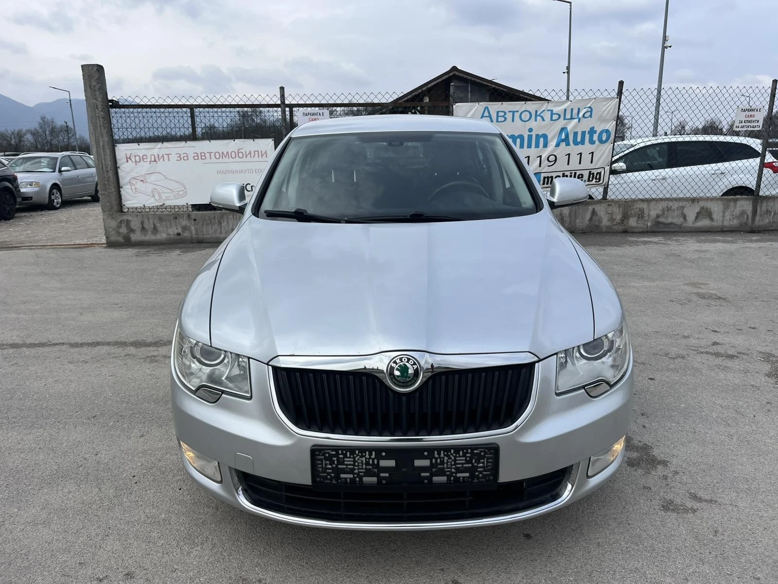 Skoda Superb 2.0TDI 170к COMMON RAIL АВТОМАТ DSG ВНОС ИТАЛИЯ, снимка 2 - Автомобили и джипове - 53966899