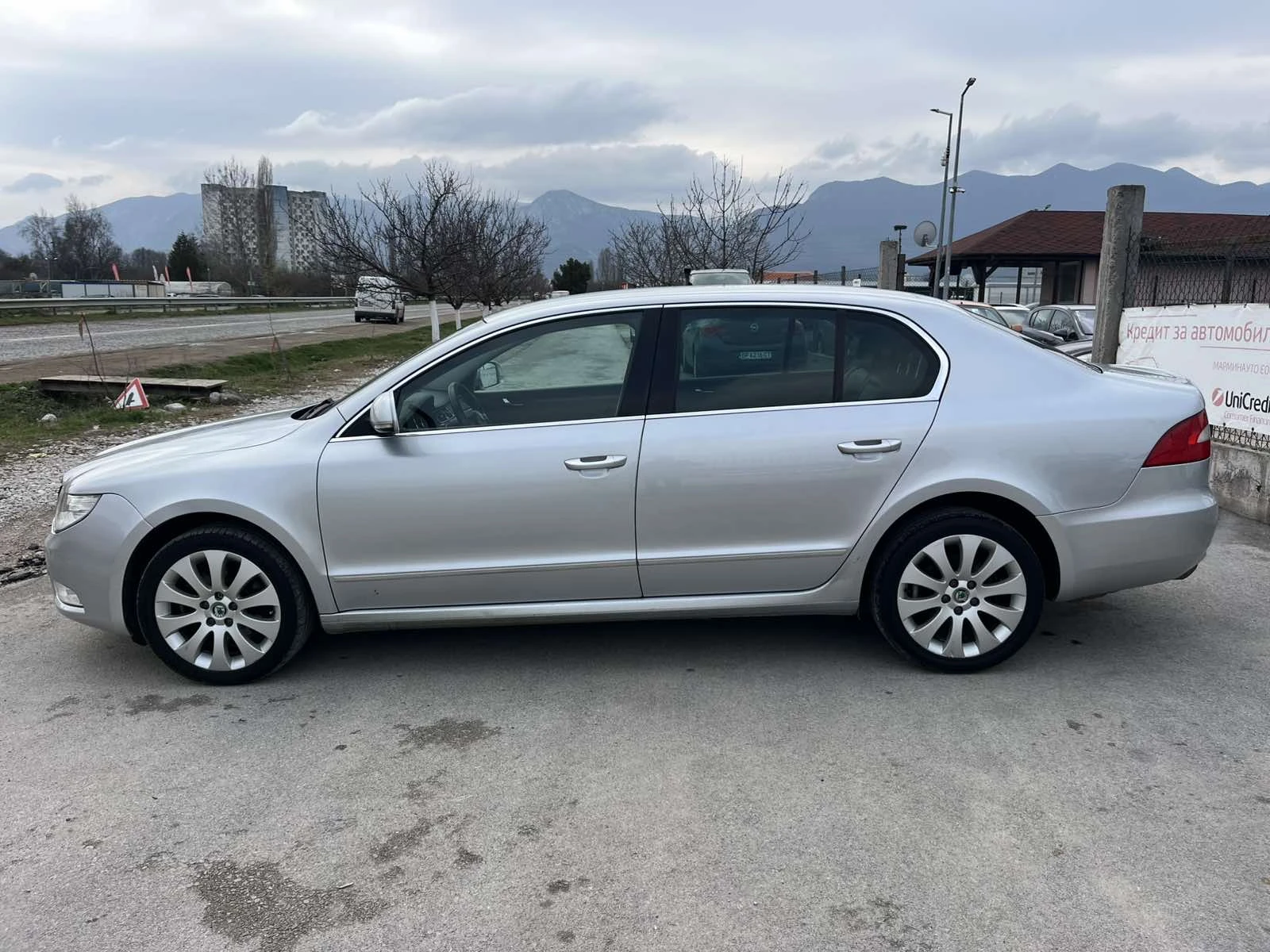 Skoda Superb 2.0TDI 170к COMMON RAIL АВТОМАТ DSG ВНОС ИТАЛИЯ, снимка 6 - Автомобили и джипове - 53966899