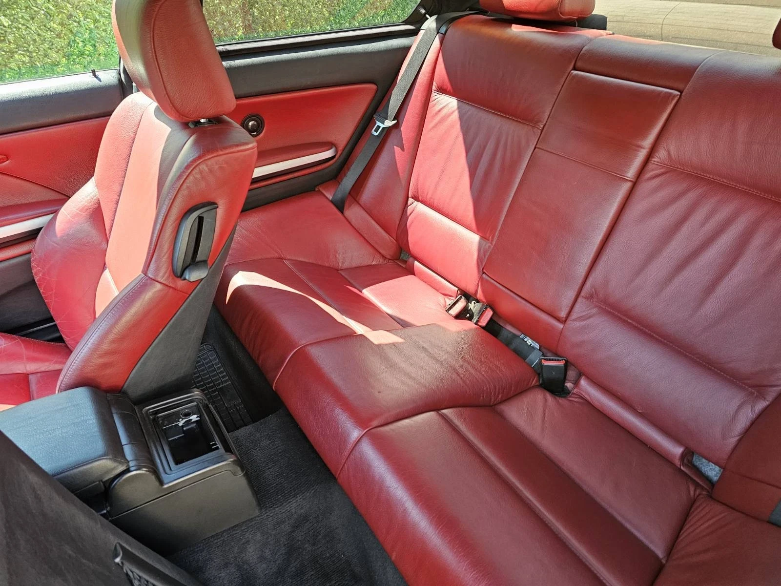 BMW 318, снимка 14 - Автомобили и джипове - 54152109