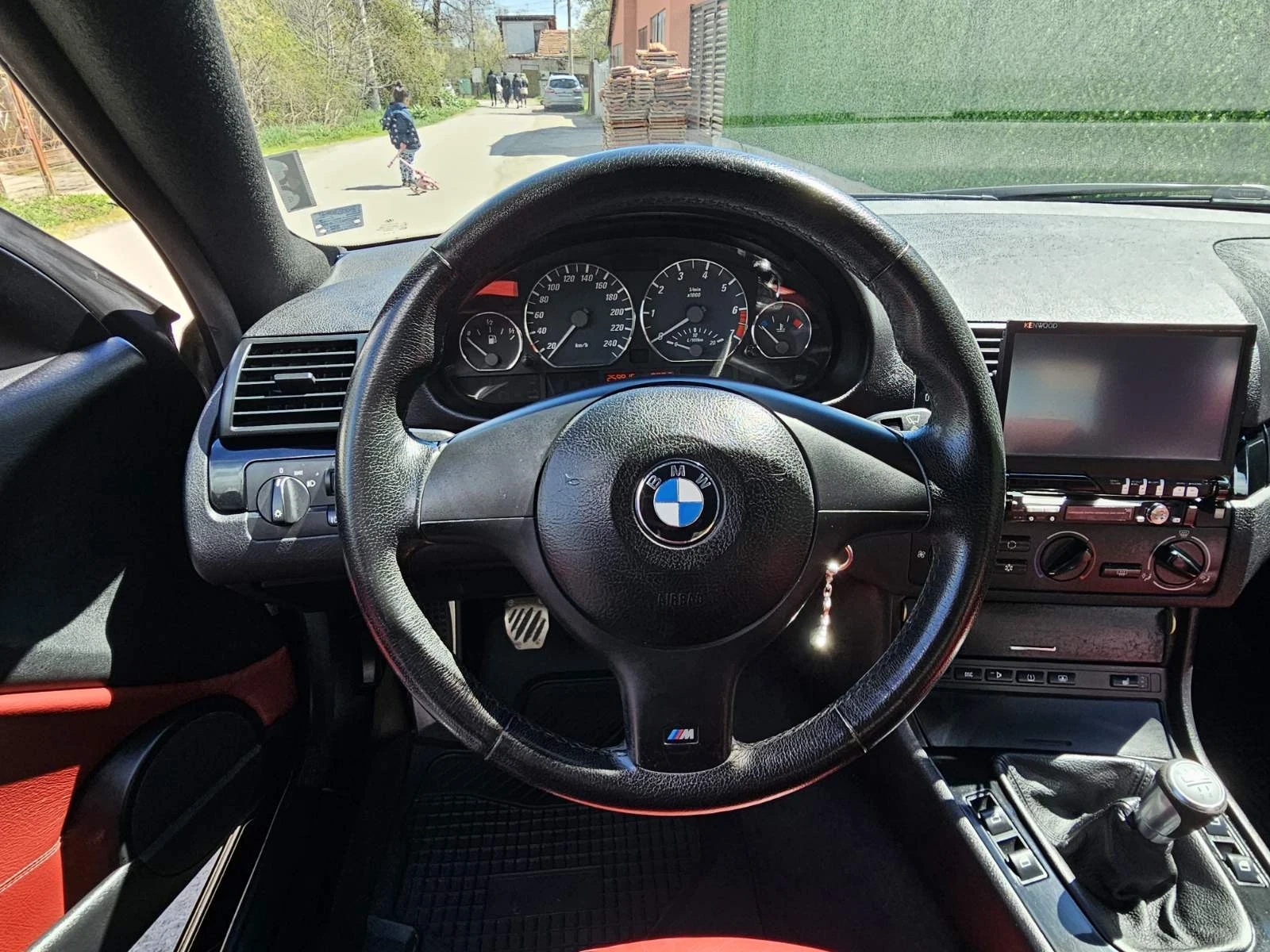 BMW 318, снимка 10 - Автомобили и джипове - 54152109