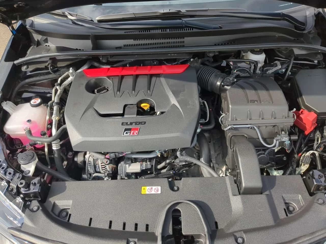 Toyota Corolla * Manual * GR* 2 �����* �������*  | Mobile.bg � ����������� 12