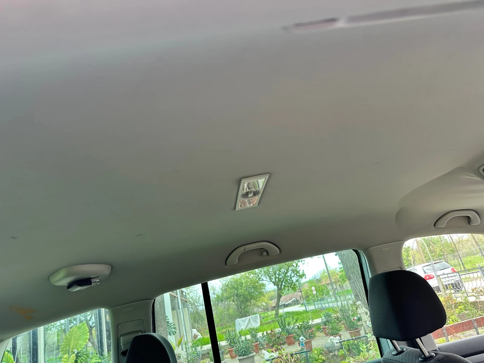 VW Touran  ����� 1.9 ��� 105 ���� | Mobile.bg � ����������� 9