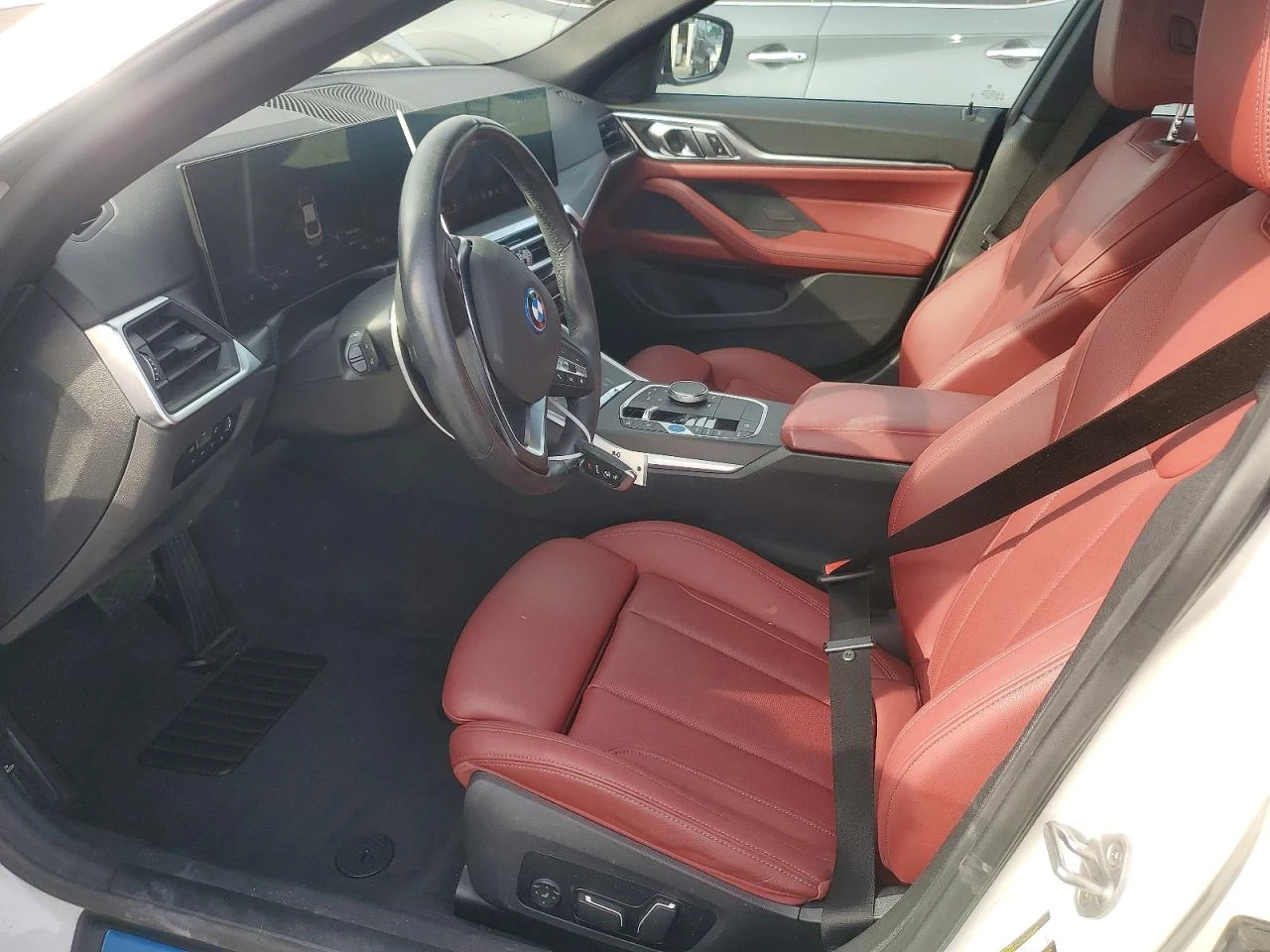 BMW i4 Edrive 35 | Mobile.bg � ����������� 7
