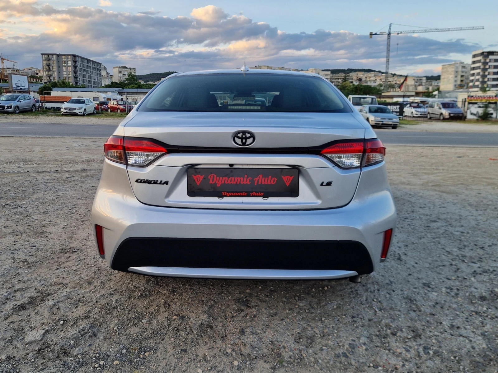 Toyota Corolla Бартер / Лизинг / Без забележки!!! 43.000км, снимка 6 - Автомобили и джипове - 54821138