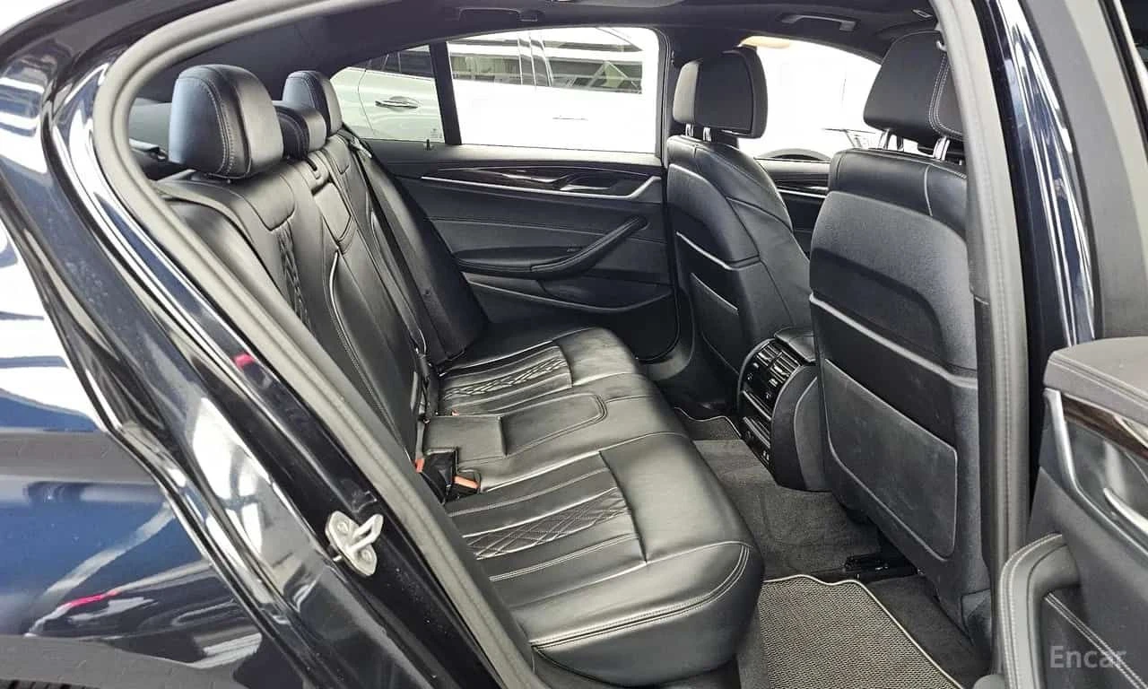 BMW 523 * 523d M Sport * ОПЦИЯ ЗА ФИНАНСИРАНЕ, снимка 12 - Автомобили и джипове - 55572155