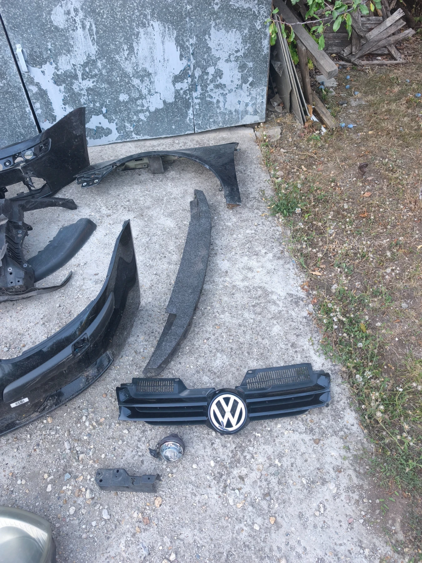 VW Golf 1.6 бензин, снимка 16 - Автомобили и джипове - 55992056