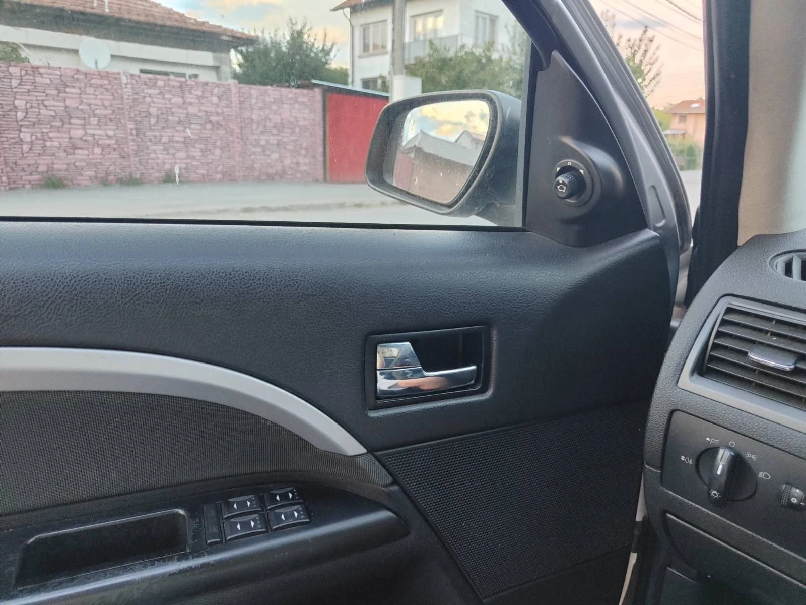 Ford Mondeo 2000 TDCI 115к.с., снимка 8 - Автомобили и джипове - 56160851
