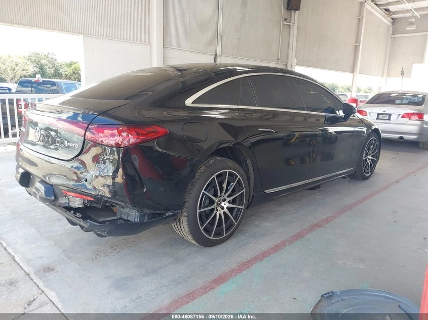 Mercedes-Benz EQS 580 4Matic, снимка 4 - Автомобили и джипове - 56217979