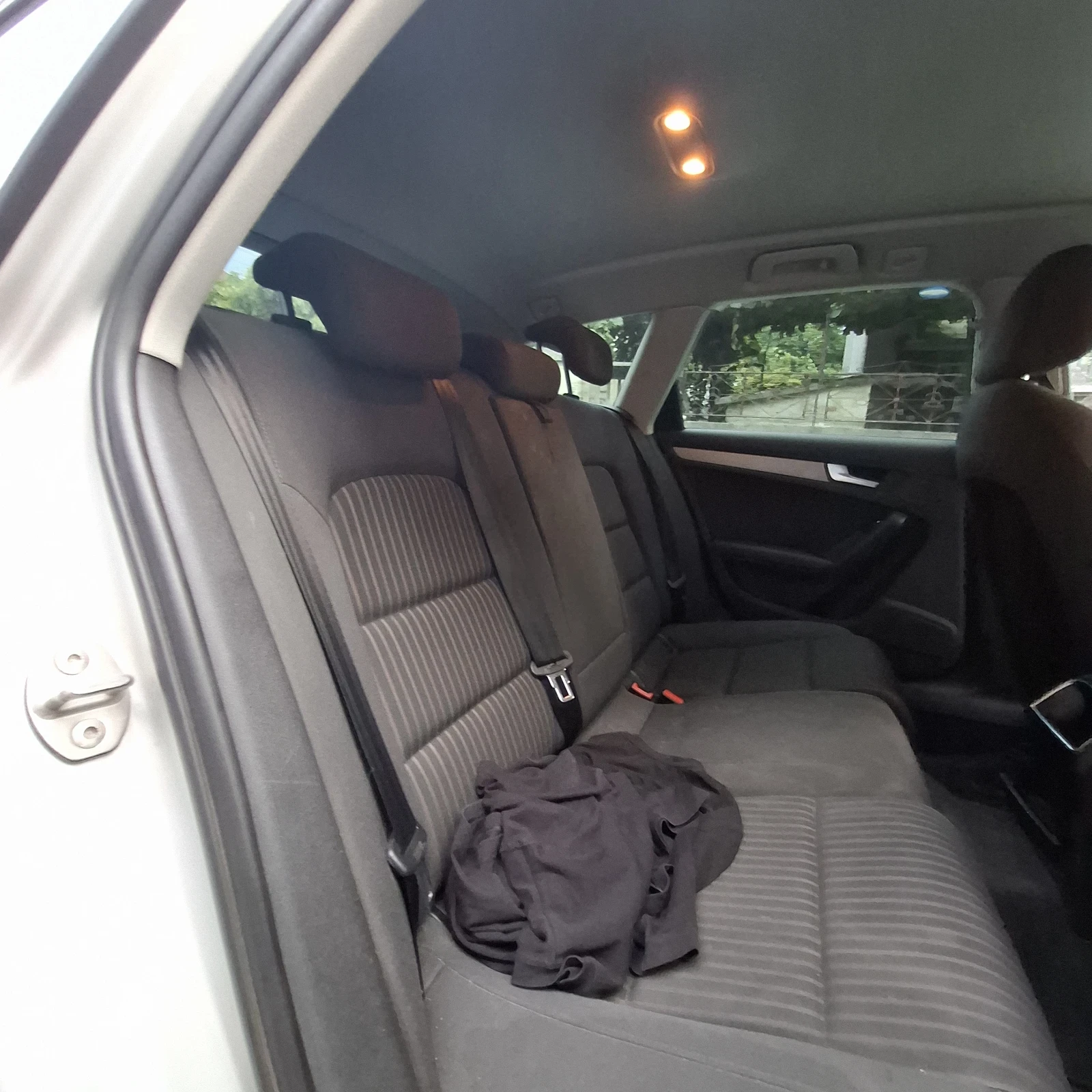 Audi A4 Avant, снимка 8 - Автомобили и джипове - 56298868