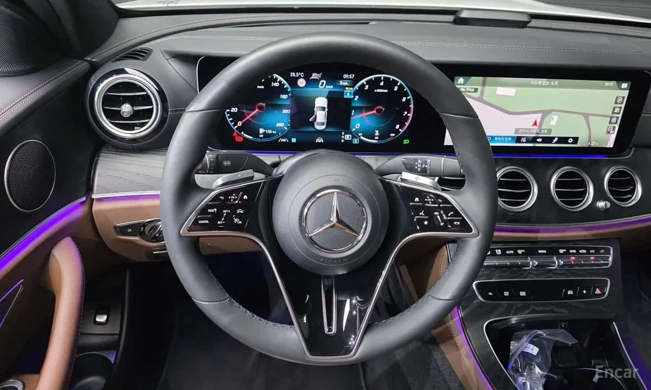 Mercedes-Benz E 250  AMG ����� * 360 * ���� �� �� *  | Mobile.bg � ����������� 14