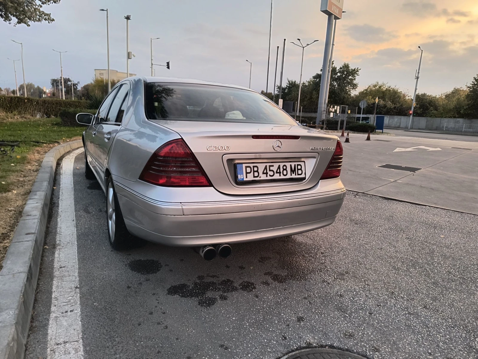 Mercedes-Benz C 200 Elegance kompressor + gas, снимка 4 - Автомобили и джипове - 56647571