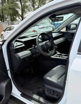 Toyota Rav4 HYBRID LIMITED * 360 * ОБДУХ * SAFETY SENSE 4.0 * , снимка 9
