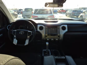 Toyota Tundra SR5 CREW CAB SHORT * * CARFAX * * АВТО КРЕДИТ * * , снимка 6