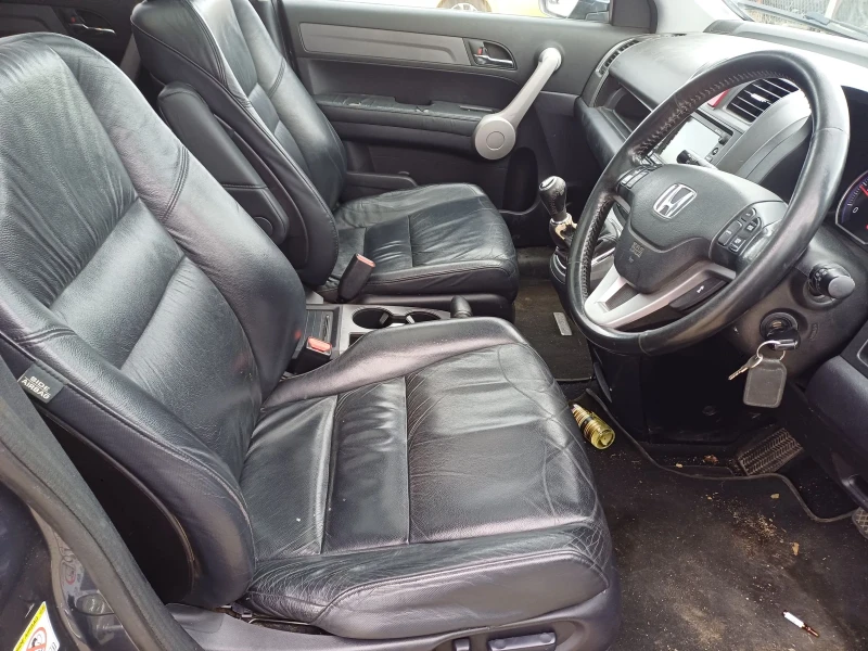 Honda Cr-v 2.2 i -CTDI, снимка 5 - Автомобили и джипове - 52072082