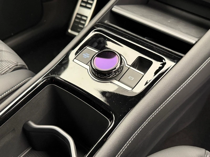 VW Tayron 1.5* HIBRID* R-LINE* H&K* HEAD-UP* KEYLESS* DISTR*, снимка 10 - Автомобили и джипове - 52119053