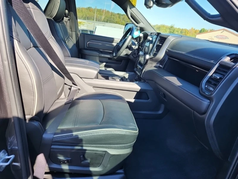 Dodge RAM 1500 * Limited * CARFAX * БЕЗ ПЪРВОНАЧАЛНА ВНОСКА, снимка 16 - Автомобили и джипове - 53073198