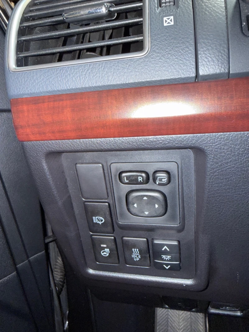 Toyota Land cruiser 150, снимка 15 - Автомобили и джипове - 53270258